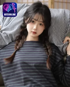 Read more about the article Nian Jiang – Nữ thần xinh đẹp của Hot51live: Ngôi sao Trung Quốc lấp lánh trên sóng trực tuyến . Hot51live’s beautiful goddess