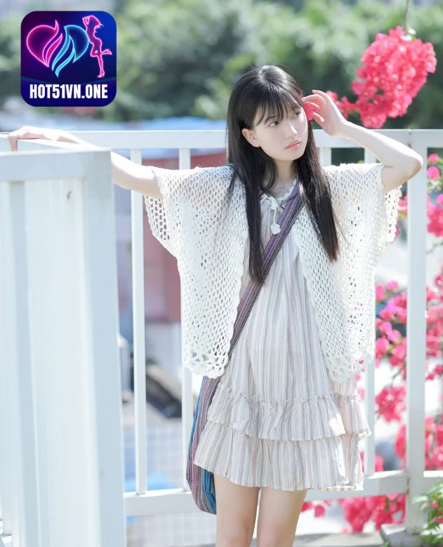 Qiu Yang Yi He-hot51 