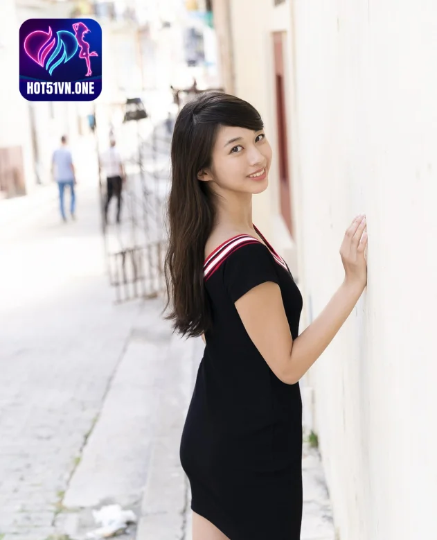 Maria Makino - Người đẹp trong làng AV Nhật Bản biểu diễn trực tiếp trên Hot51live. Beautiful girls live shows 6 - Hot51 Maria Makino-Hot51live